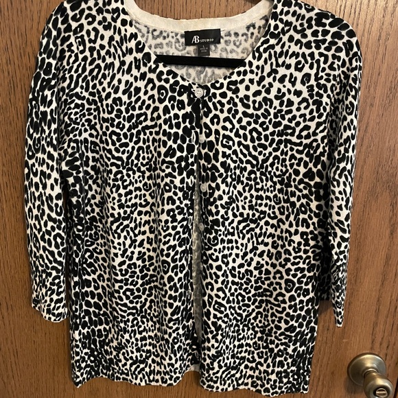 AB Studio Monochrome Leopard Print Sweater - Picture 1 of 2